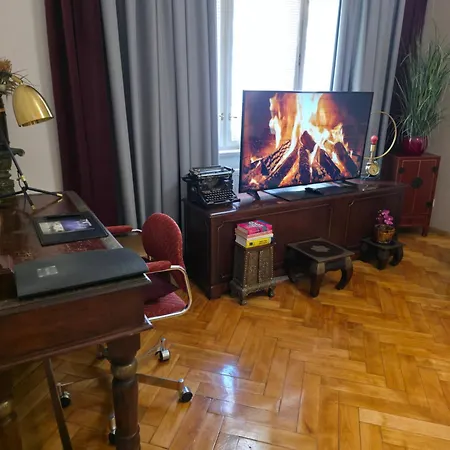 Bohemian In Historic Centre With Air-conditioning * Praha